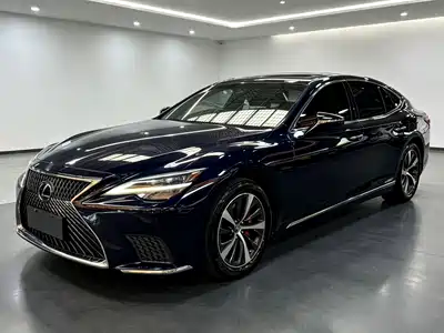 Lexus LS 2021