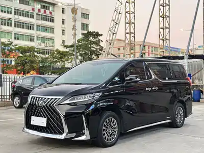 Lexus LM 2023