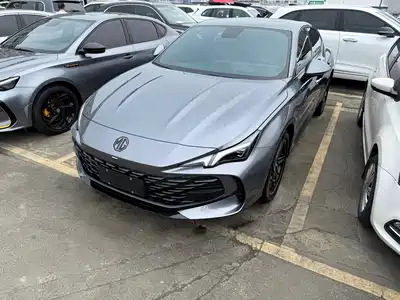 MG MG7 2025