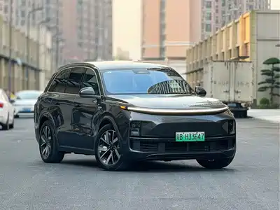 Li Auto L8 2023