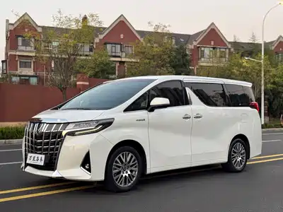 Toyota Alphard 2020