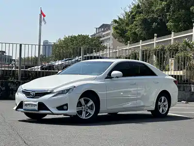 Toyota Reiz 2016