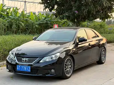Toyota Reiz 2012