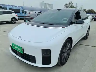 Li Auto i6 2025