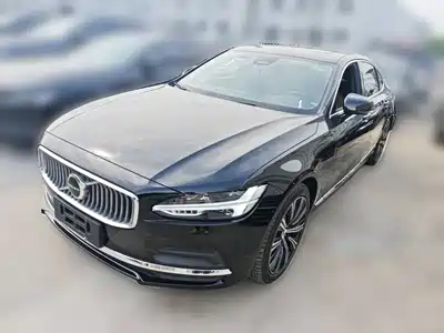 Volvo S90 2025
