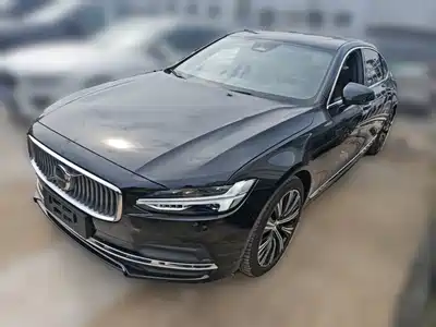Volvo S90 2025