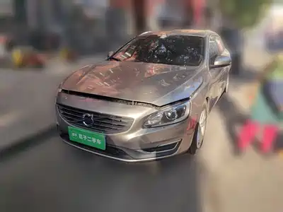 Volvo V60 2016