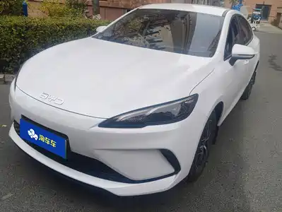 BYD Seal 05 DM-i 2025