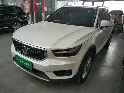 Volvo XC40 2021