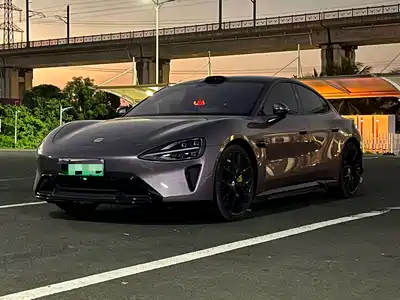 Xiaomi Auto SU7 2024