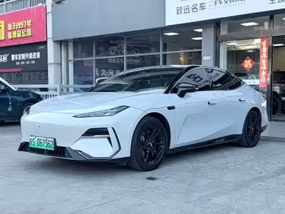 Geely Galaxy E8 2024