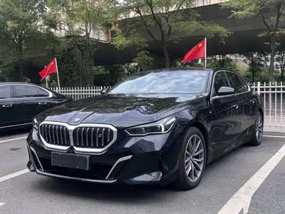 BMW i5 2024