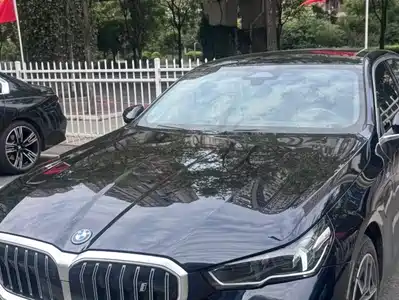 BMW i5 2024