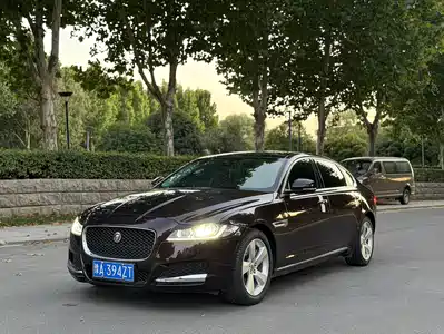 Jaguar XFL 2018