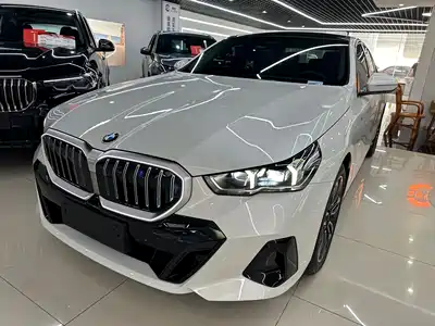 BMW 5 Series (Import) 2024