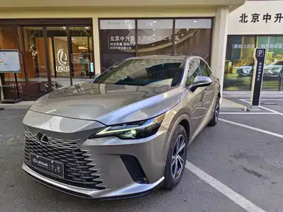 Lexus RX 2023