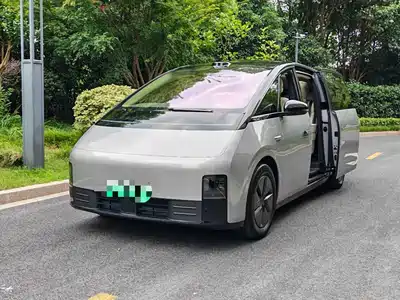 Li Auto MEGA 2025