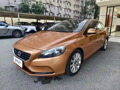 Volvo V40 2013