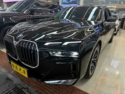 BMW i7 2024