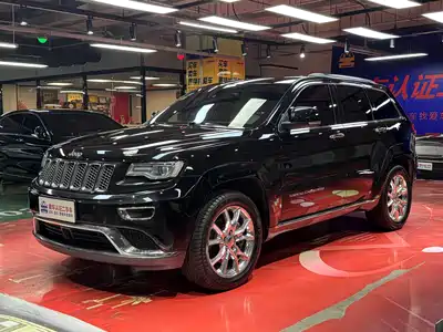 Jeep Grand Cherokee (Import) 2015