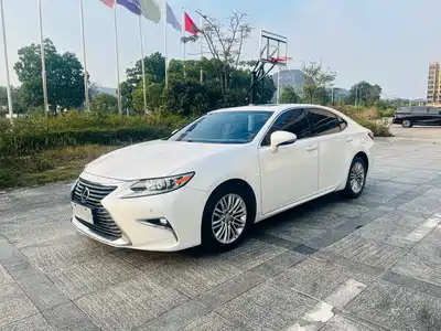 Lexus ES 2017