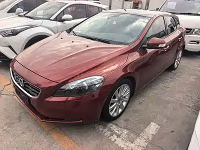 Volvo V40 2014