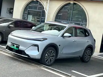 Geely Galaxy Starship 7 EM-i 2025