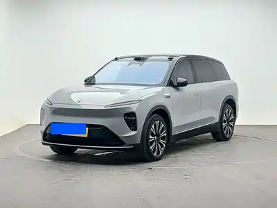 NIO ES8 2023