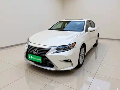 Lexus ES 2018