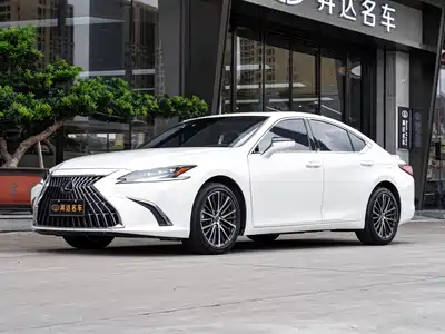 Lexus ES 2024