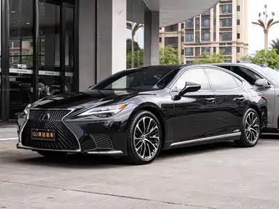 Lexus LS 2023
