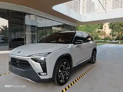 NIO ES8 2021