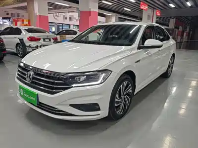Volkswagen Sagitar 2021