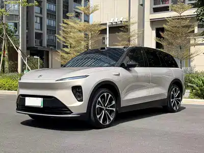 NIO ES8 2024