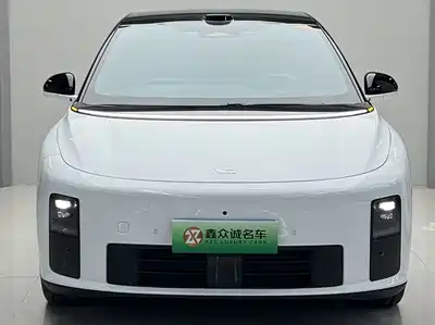 Li Auto i6 2025
