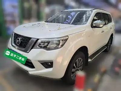 Nissan Terra 2019