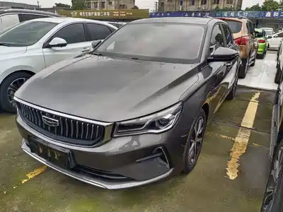 Geely Emgrand 2022
