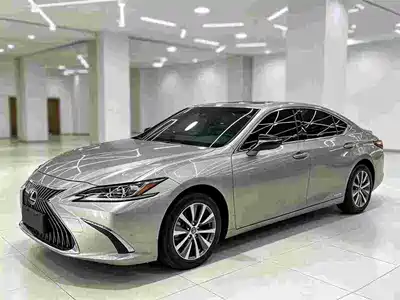 Lexus ES 2019