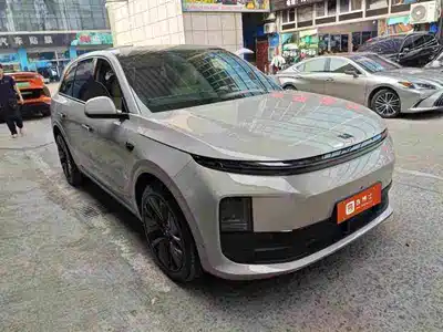 Li Auto L6 2024