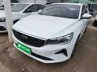 Geely Emgrand 2023
