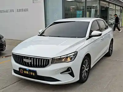 Geely Emgrand 2025
