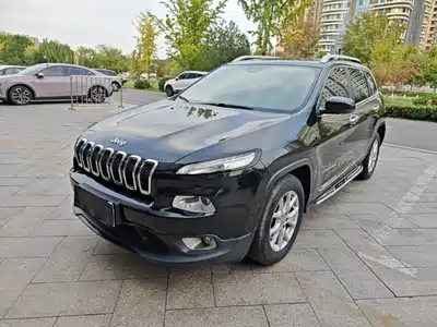Jeep Cherokee 2016