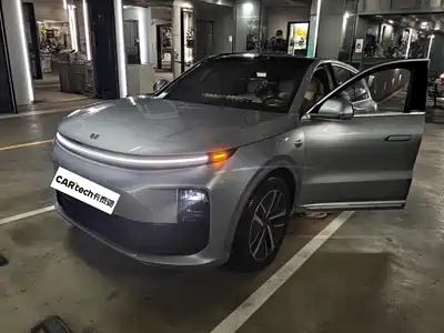 Li Auto L6 2024