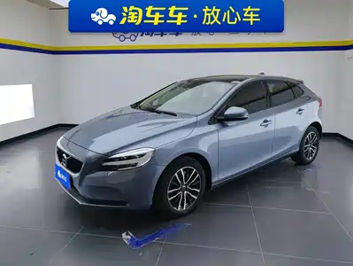 Volvo V40 2018