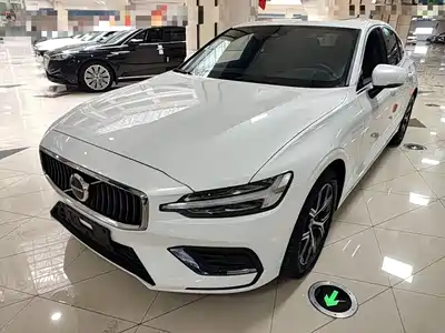 Volvo S60 2024