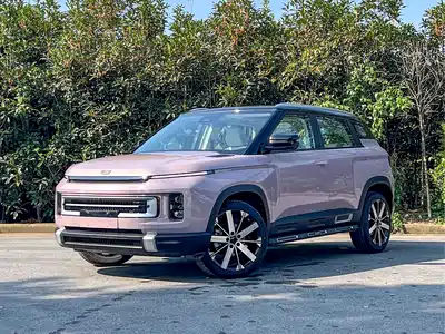 Geely ICON 2024