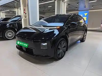 Li Auto i8 2025