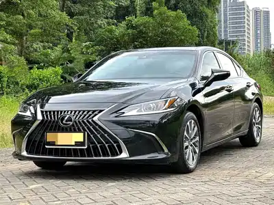 Lexus ES 2023
