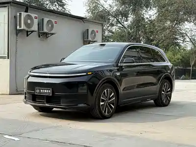 Li Auto L6 2025