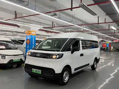 SAIC Maxus Dana V1 2025